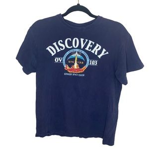 Delta NASA Discovery Mission Navy Short Sleeve T-Shirt Kennedy Space Center